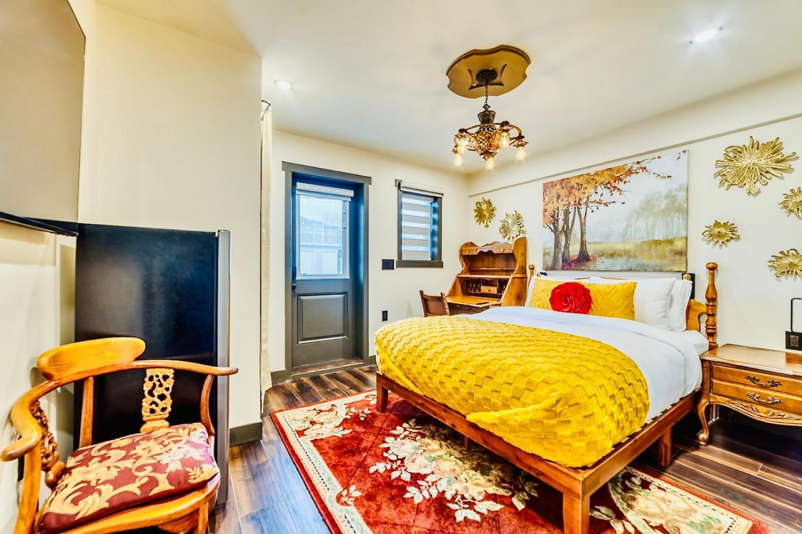 וונקובר Neocolonial Nouveau Kensington Vacation Home מראה חיצוני תמונה