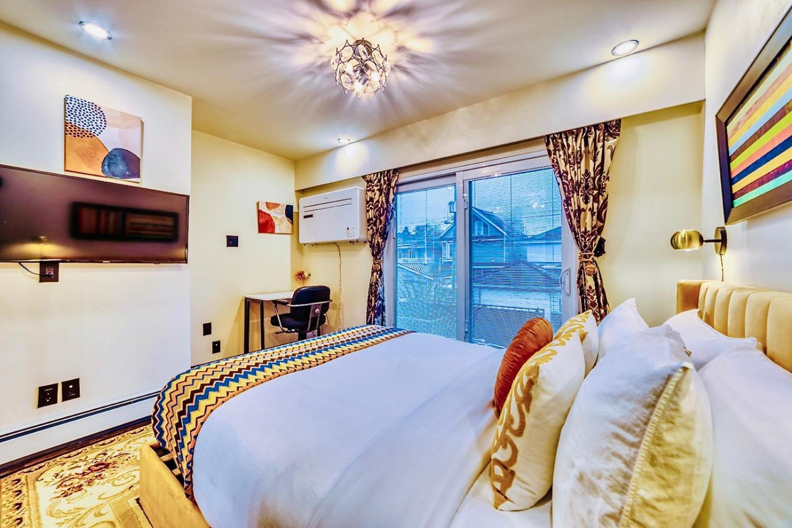 וונקובר Neocolonial Nouveau Kensington Vacation Home מראה חיצוני תמונה