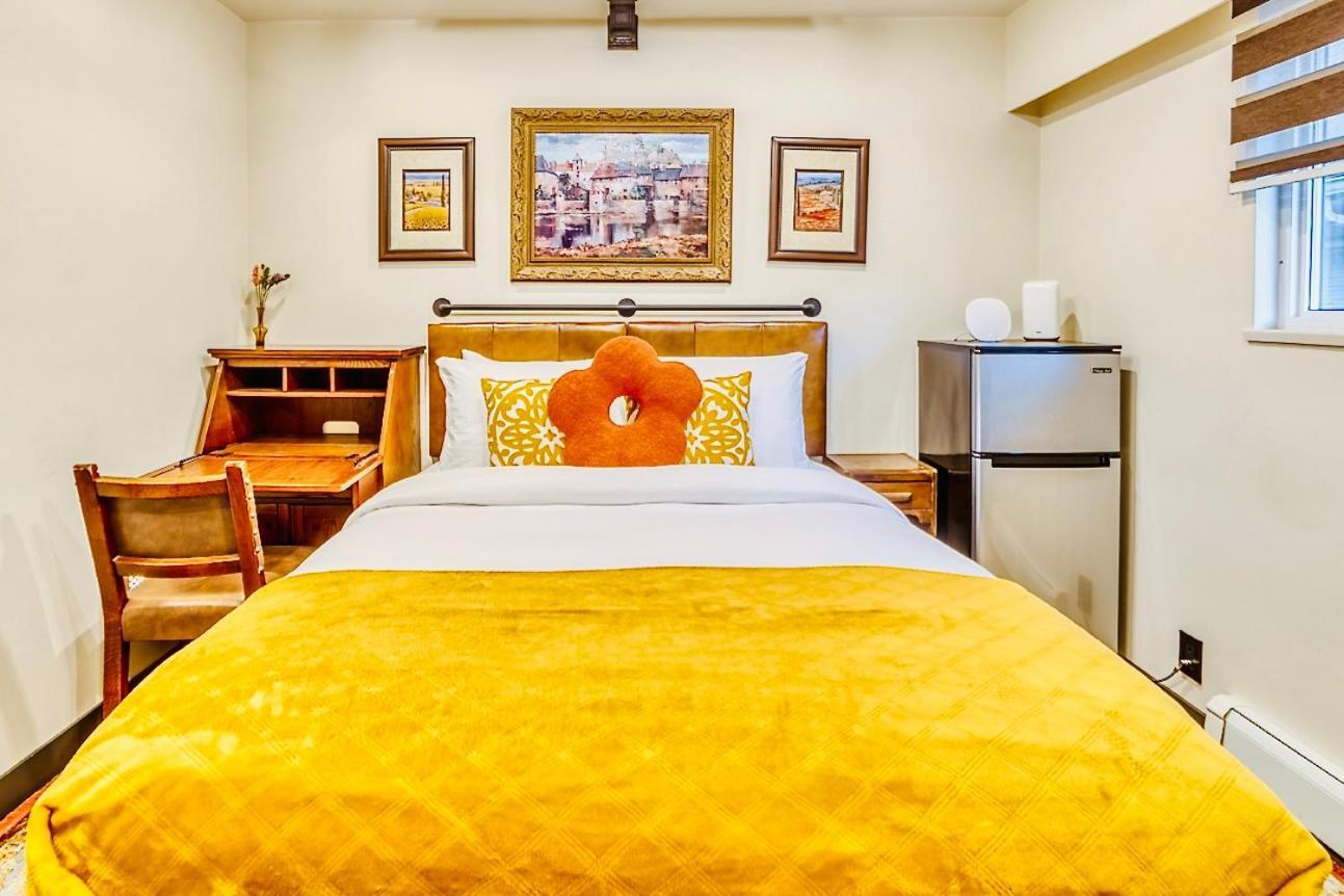 וונקובר Neocolonial Nouveau Kensington Vacation Home מראה חיצוני תמונה